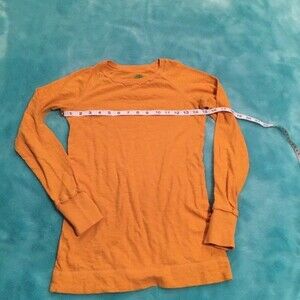 Perfect fall golden yellow long sleeve tshirt XS